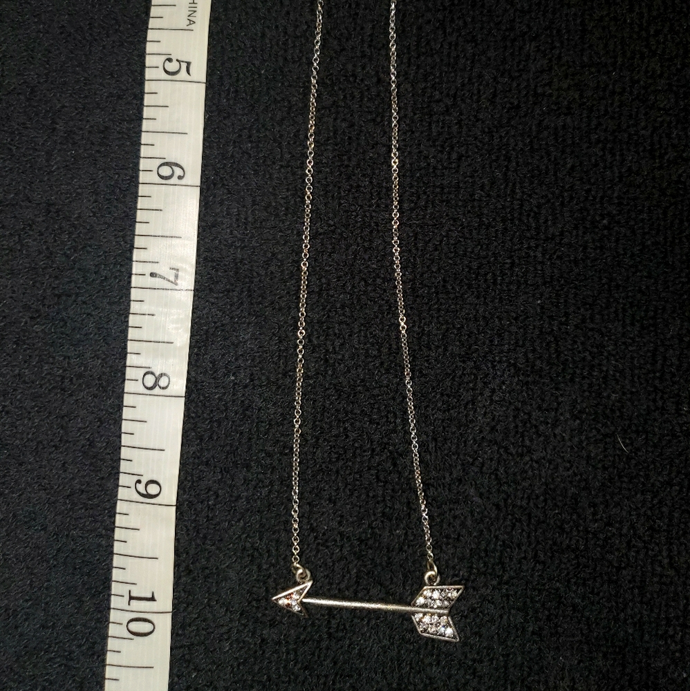 Lot of 7 necklaces
